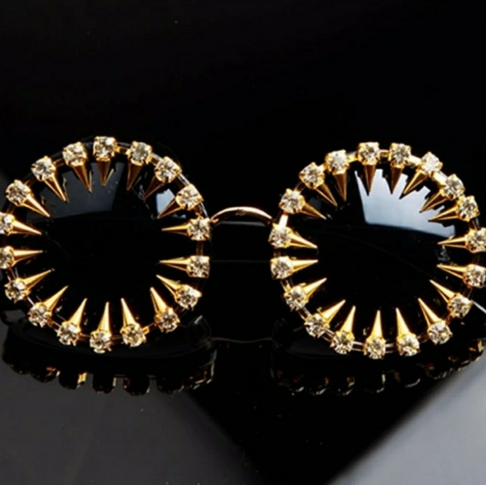 Women's glasses